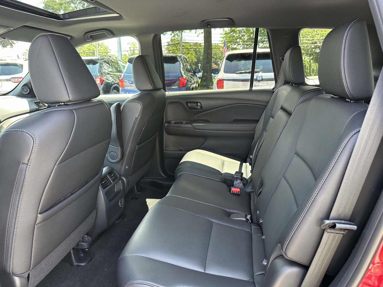 2023 Honda Passport EX-L - Photo 9