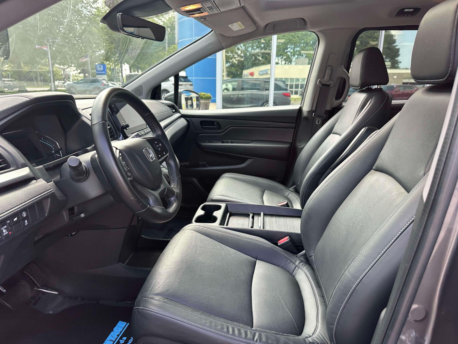 2023 Honda Odyssey EX-L - Photo 12