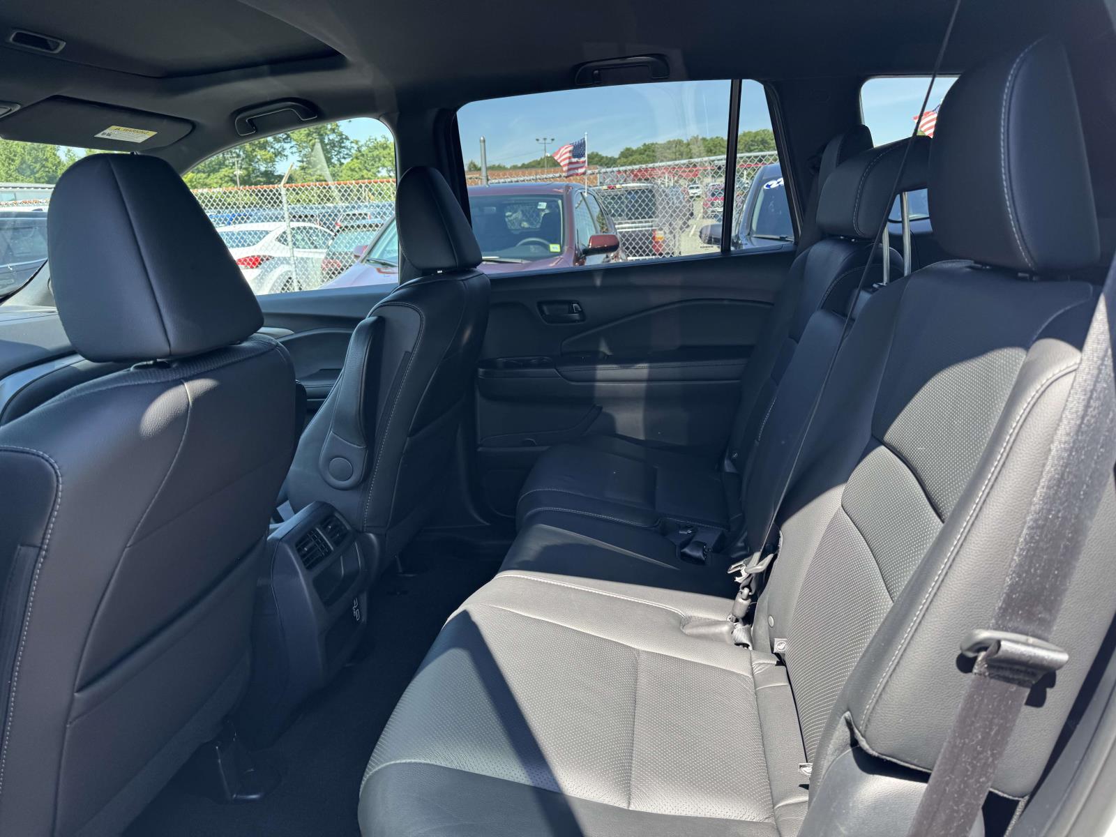 2023 Honda Passport EX-L - Photo 8
