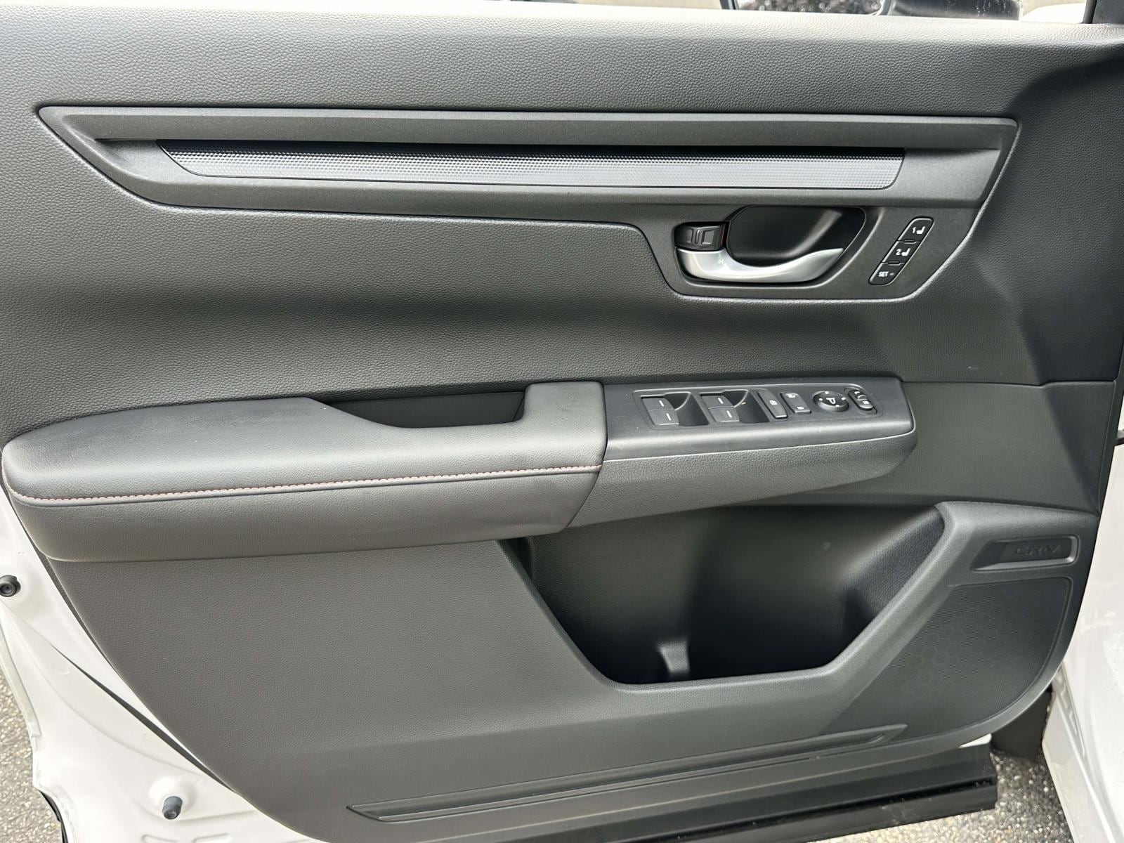 2024 Honda CR-V Sport-L - Photo 14
