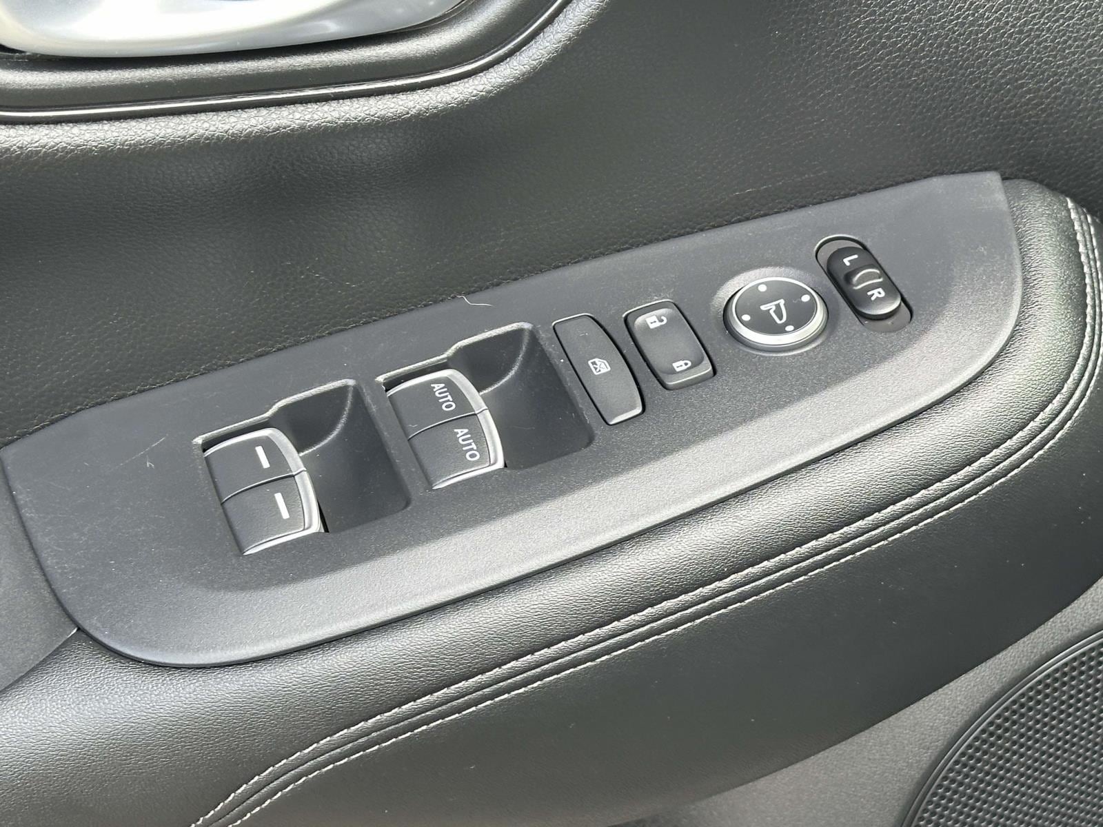 2024 Honda HR-V EX-L - Photo 14