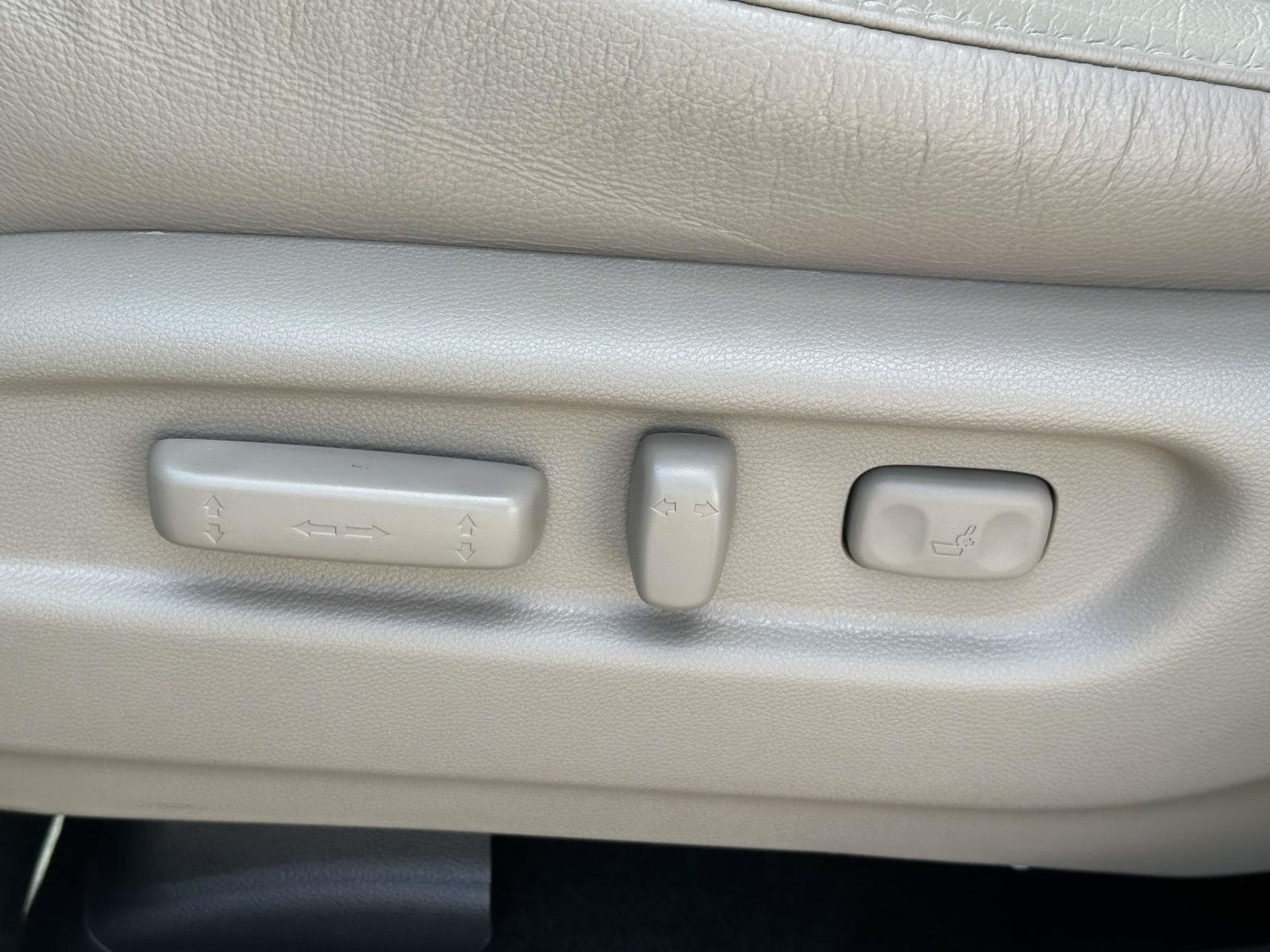 2022 Honda Pilot SE - Photo 16