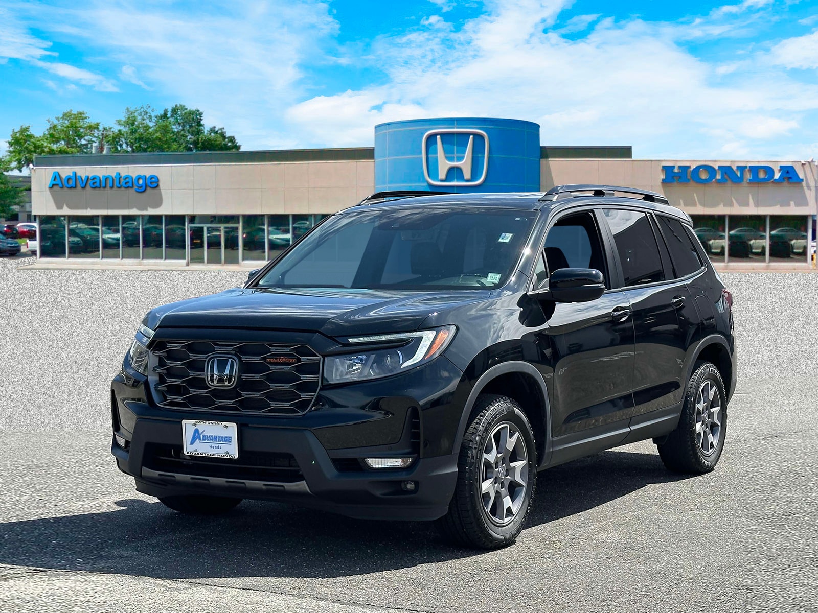 Certified 2022 Honda Passport TrailSport with VIN 5FNYF8H67NB013961 for sale in Saint James, NY