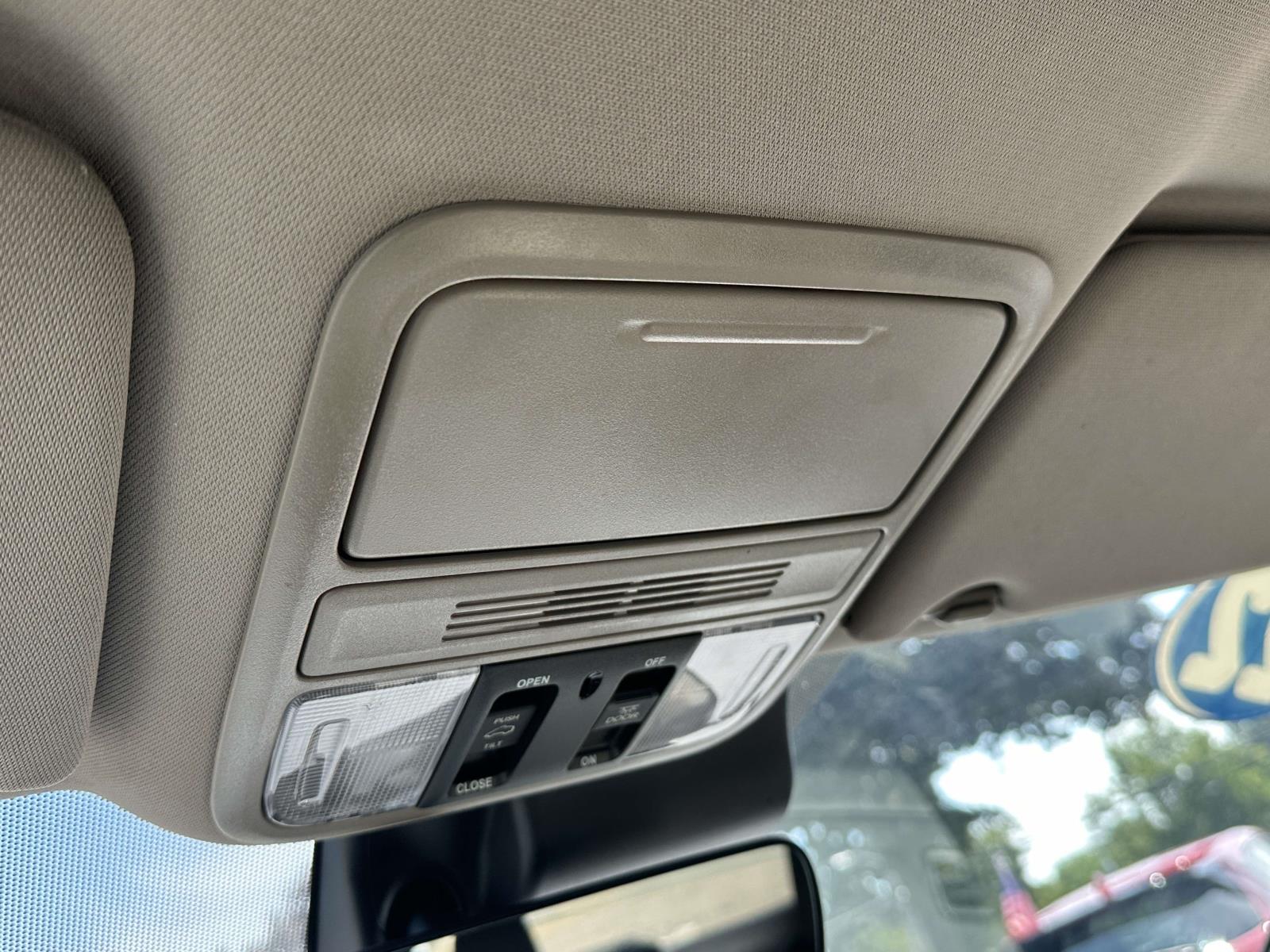 2022 Honda Pilot SE - Photo 30