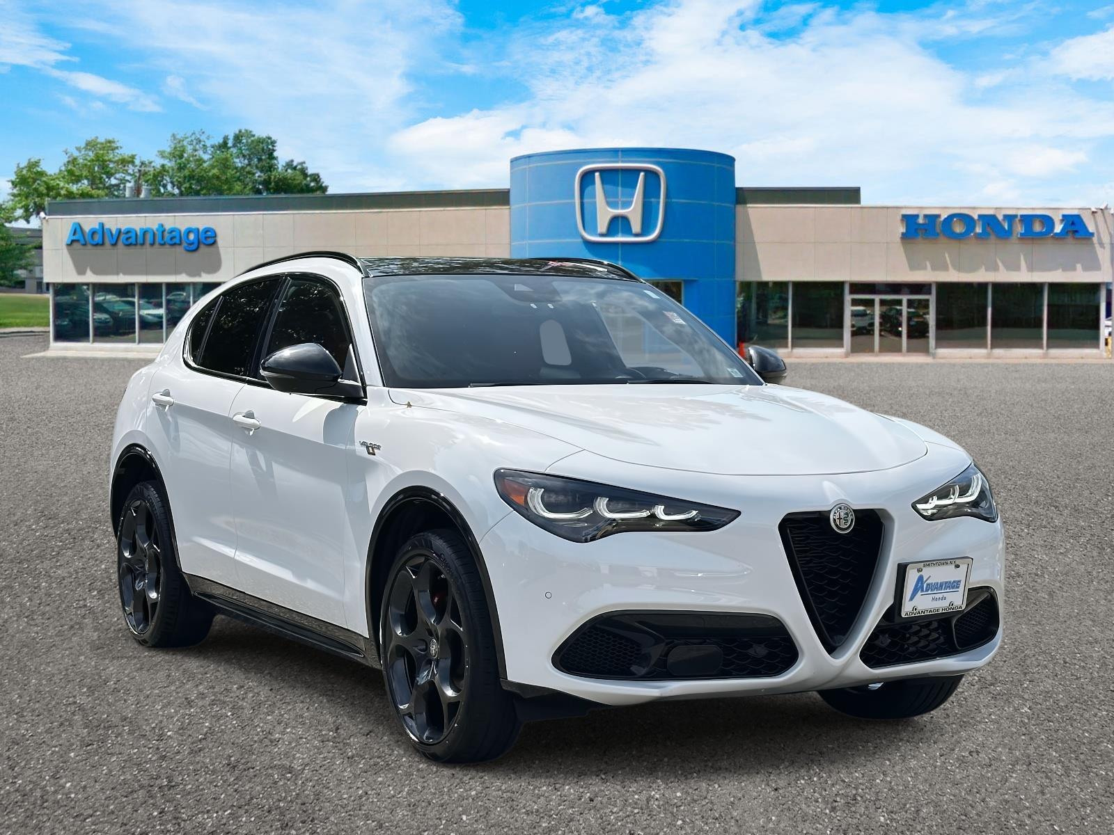 2024 Alfa Romeo Stelvio