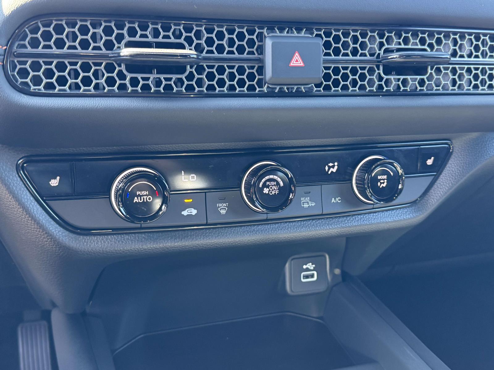 2025 Honda HR-V Sport - Photo 23