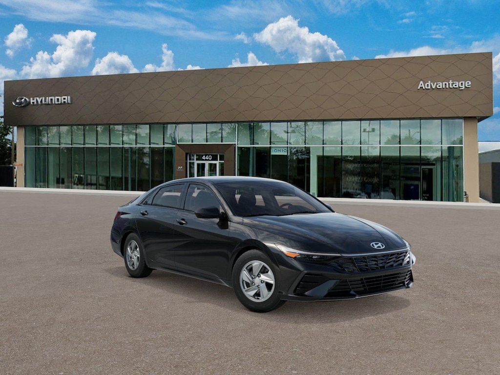 New 2026 Hyundai Elantra SE Sedan