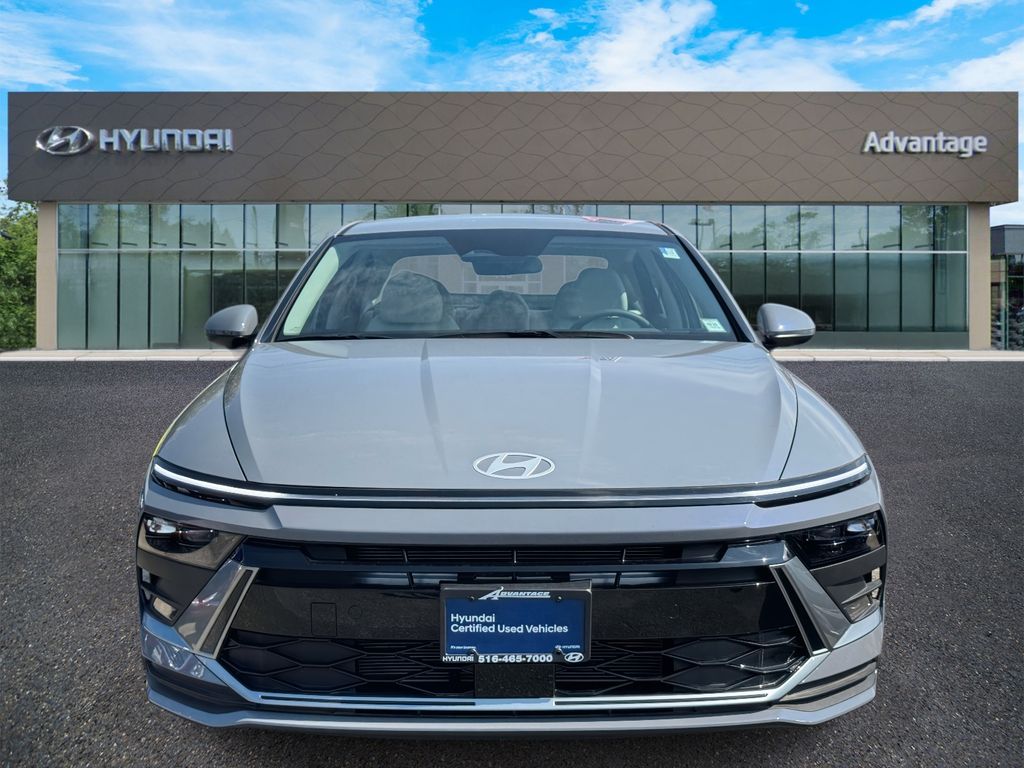 2025 Hyundai Sonata SE photo 2