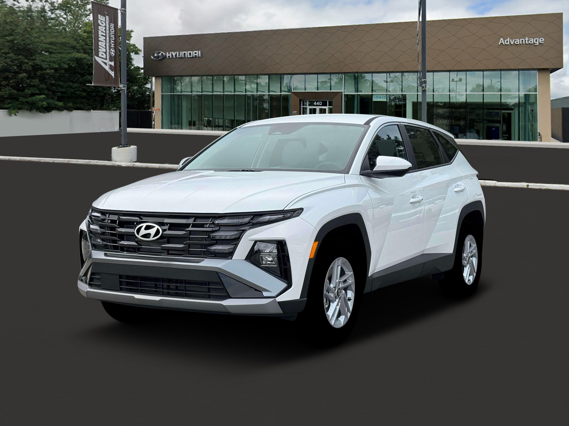 2026 Hyundai Tucson SE's photo