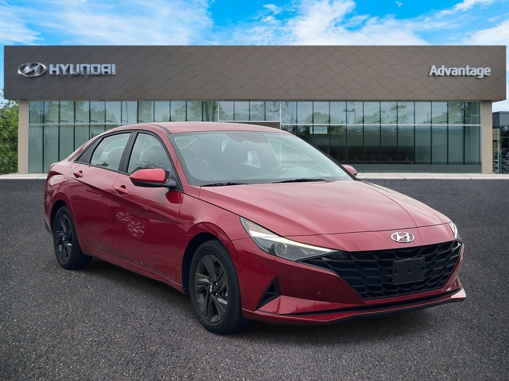 Used 2023 Hyundai Elantra SEL Sedan