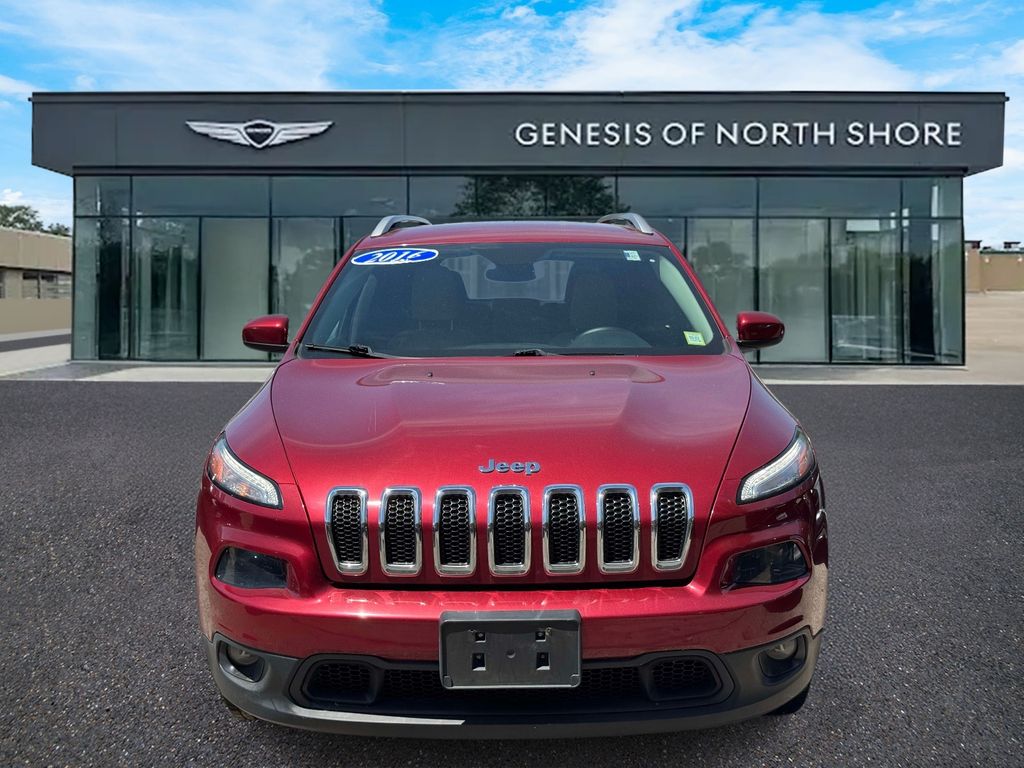 Used 2016 Jeep Cherokee Latitude with VIN 1C4PJMCB9GW332395 for sale in Hicksville, NY