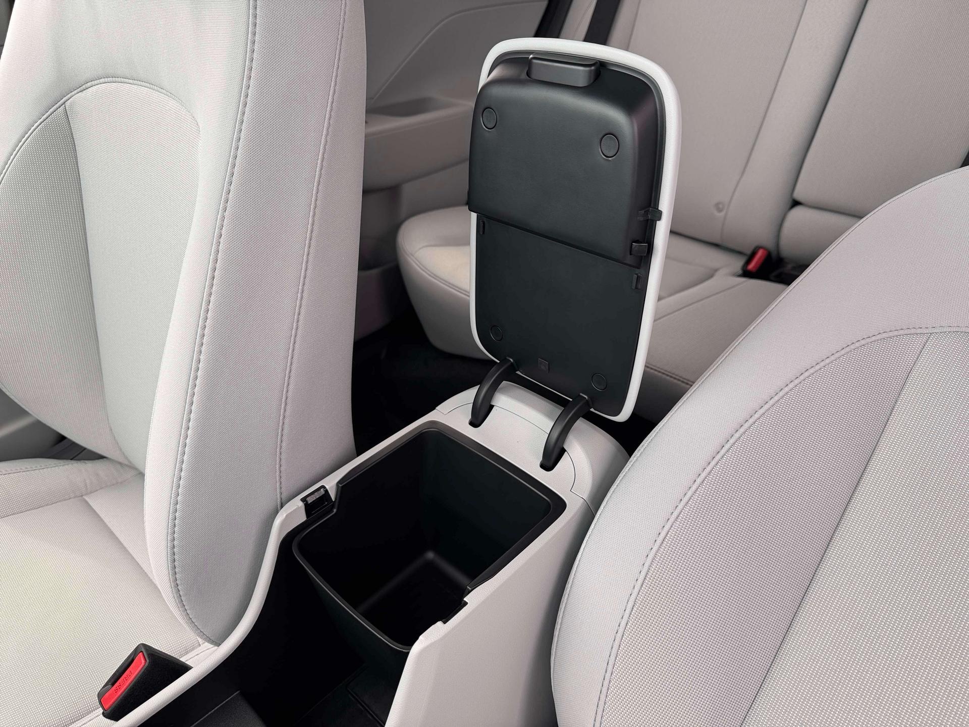 2026 Hyundai Kona SEL photo 3
