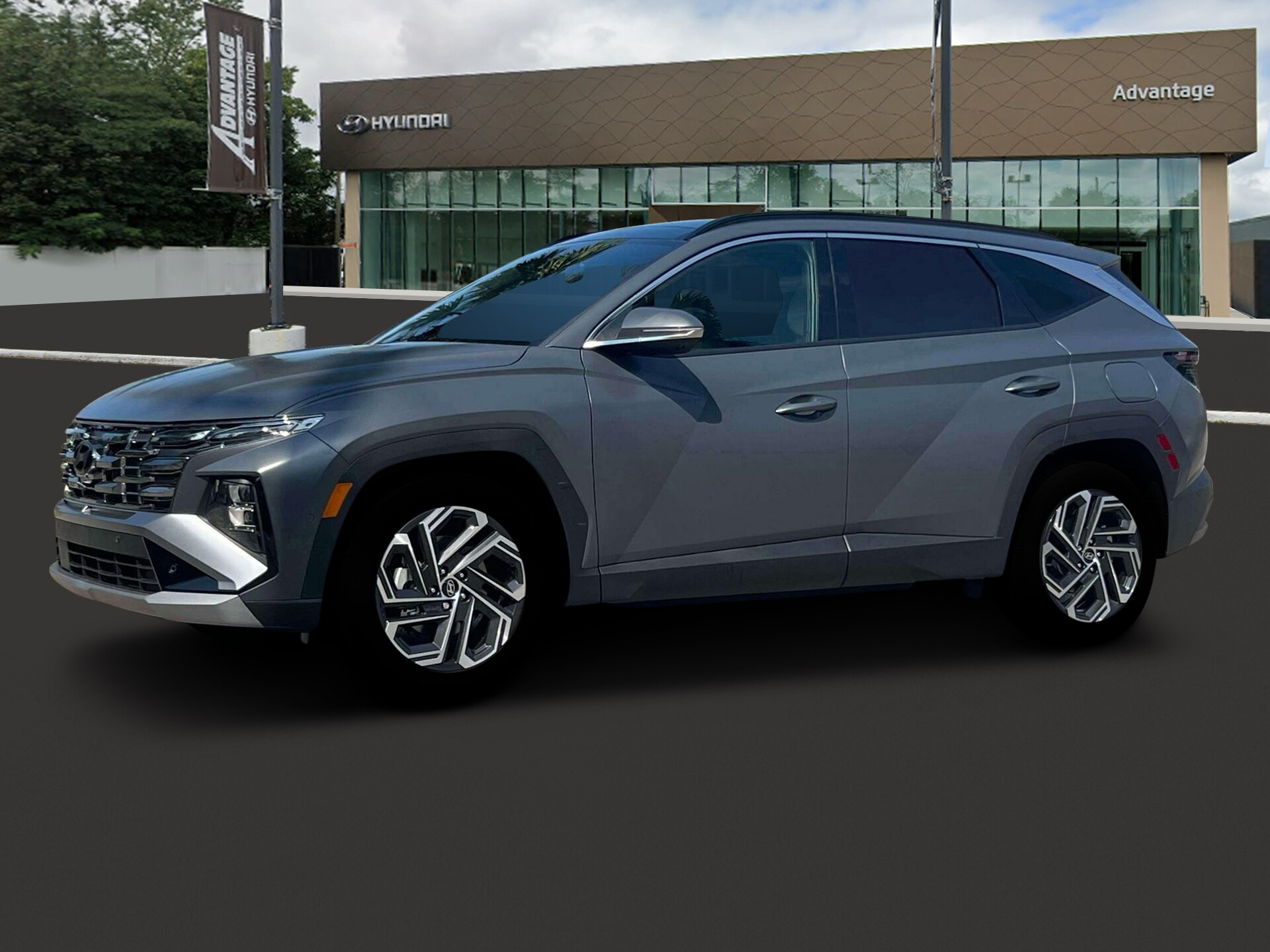 2025 Hyundai Tucson Limited photo 2