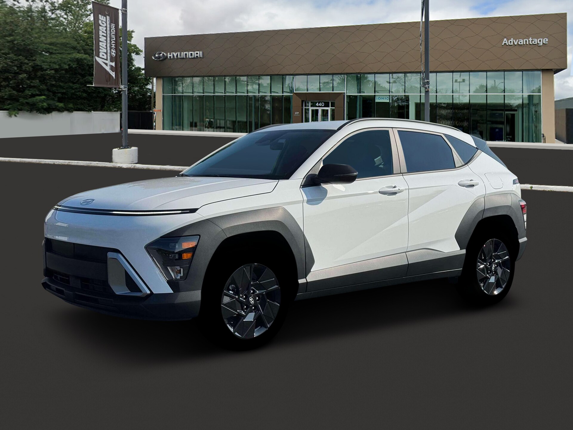2026 Hyundai Kona SEL photo 2
