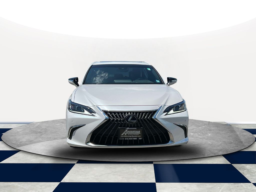 Used 2022 Lexus ES 350 with VIN 58ADZ1B11NU129968 for sale in Hicksville, NY