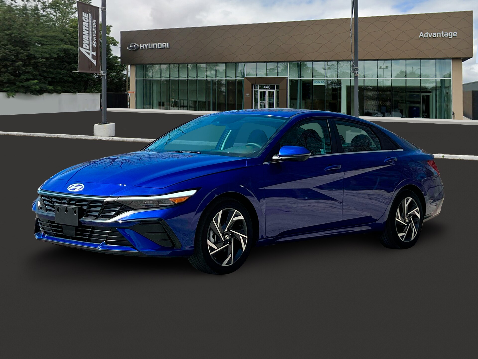 2025 Hyundai Elantra Limited photo 2