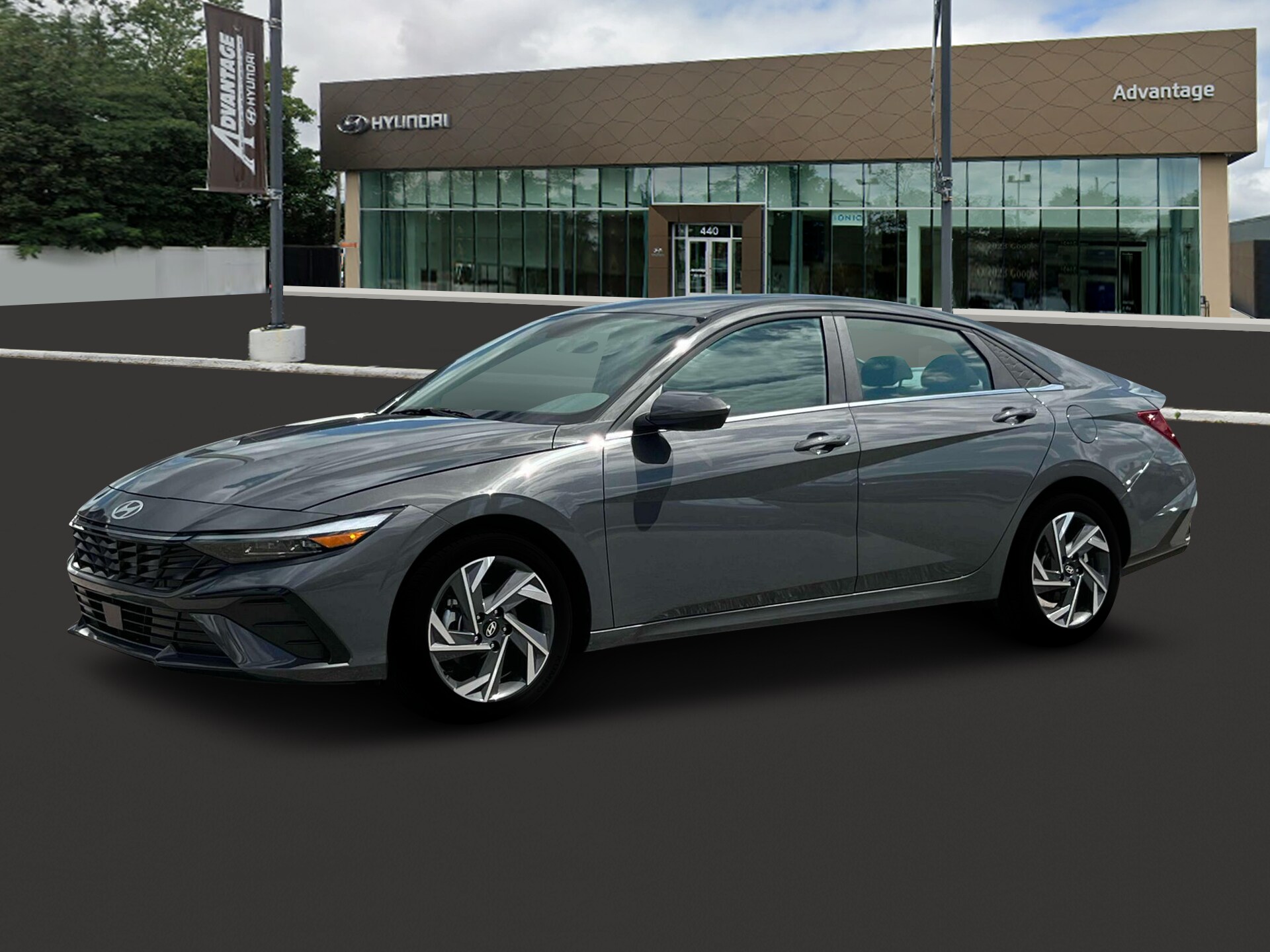 2025 Hyundai Elantra SEL Convenience photo 2