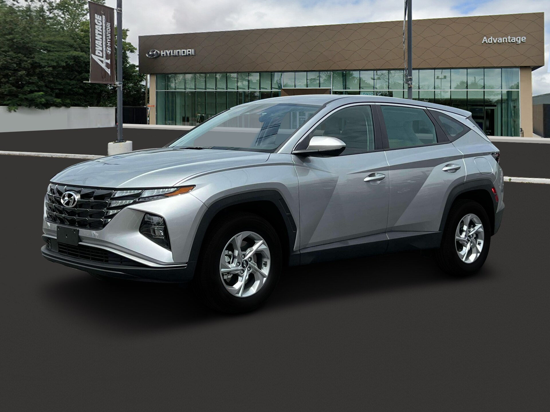 2024 Hyundai Tucson SE photo 2