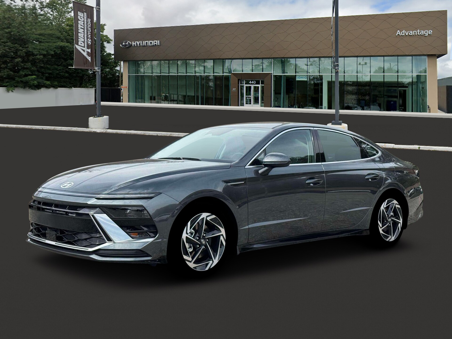 2026 Hyundai Sonata SEL Sport photo 2