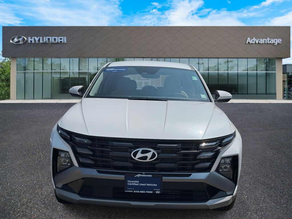 2025 Hyundai Tucson SE photo 3