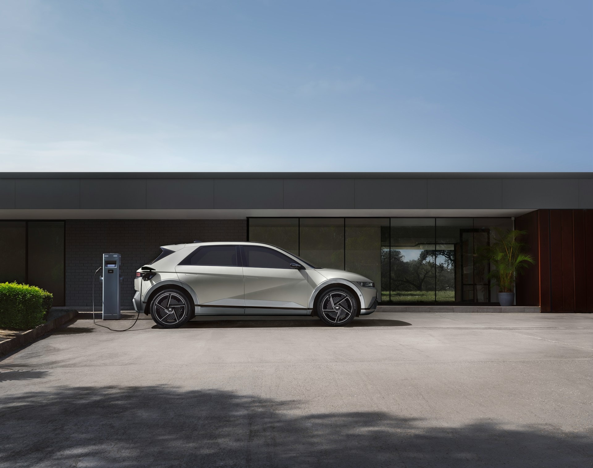 hyundai-motor-group-KpsavDr0nmo-unsplash.jpg