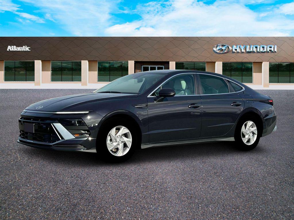 2025 Hyundai Sonata SE photo 2