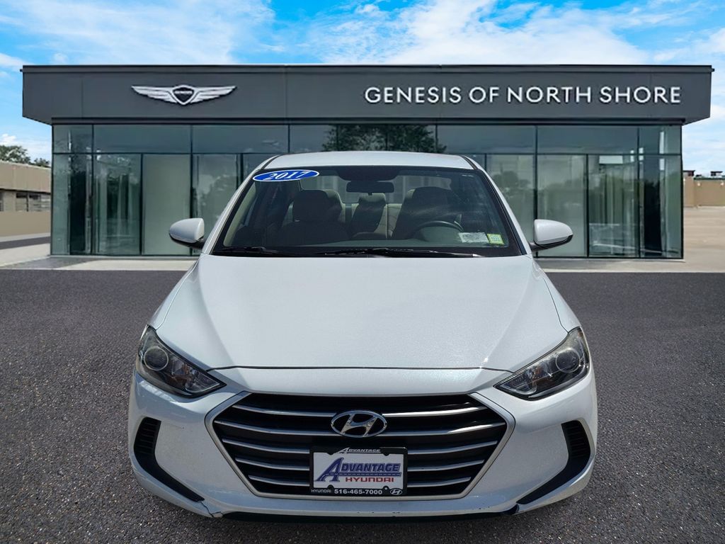 Used 2017 Hyundai Elantra SE with VIN 5NPD84LF7HH170100 for sale in Hicksville, NY