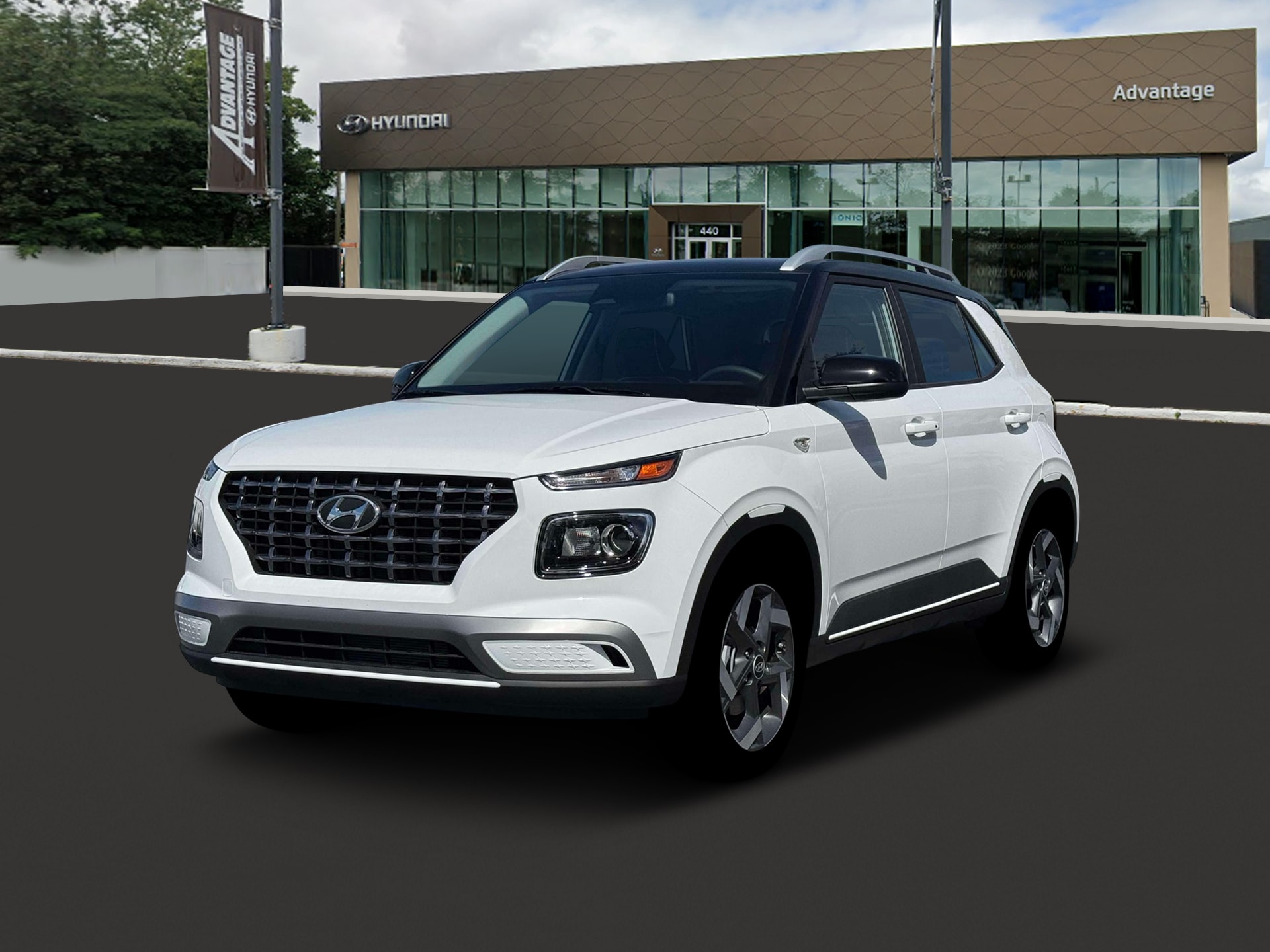 2026 Hyundai Venue SEL w/ 2-Tone Roof IVT's photo