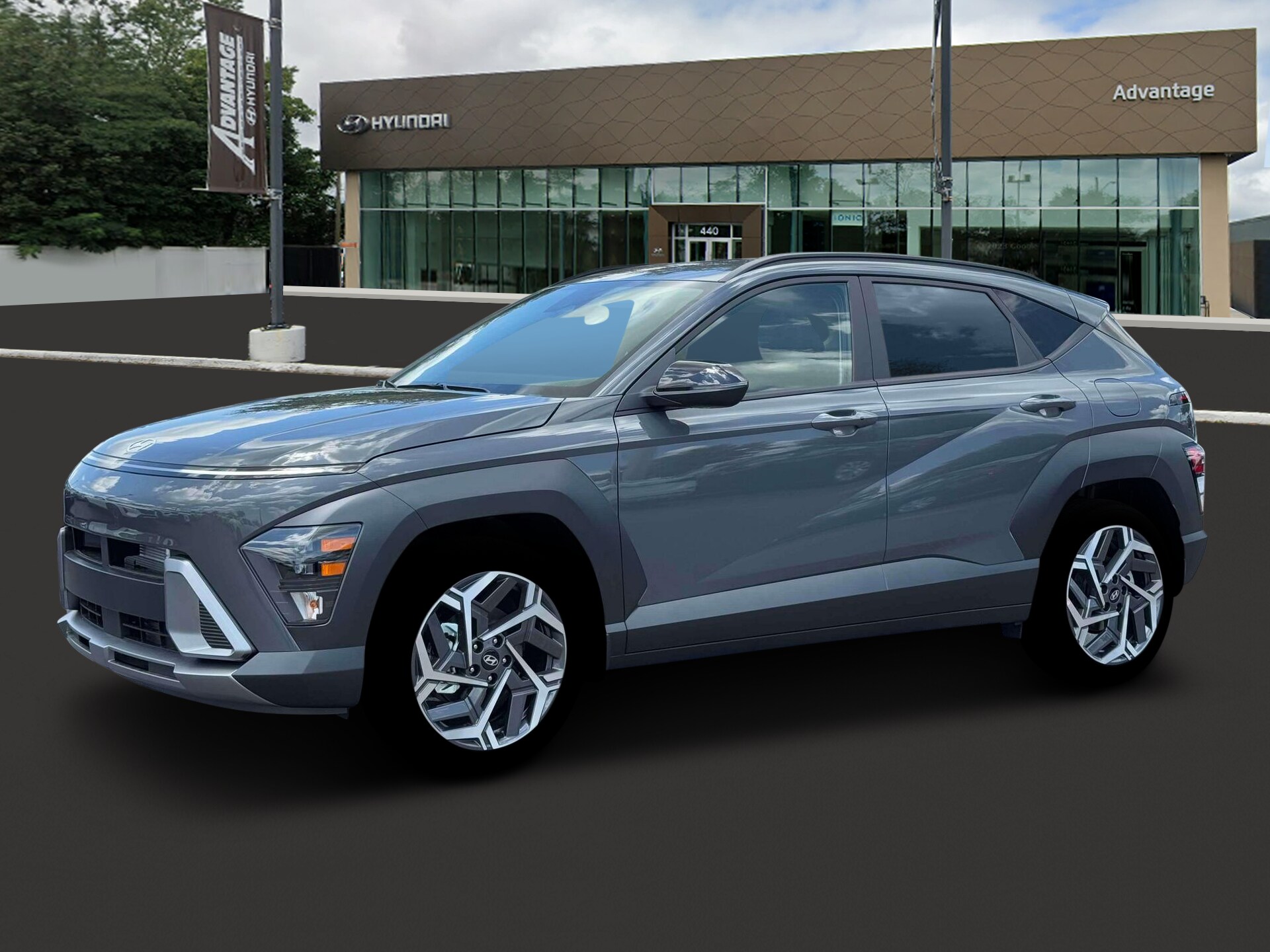 2026 Hyundai Kona SEL photo 2