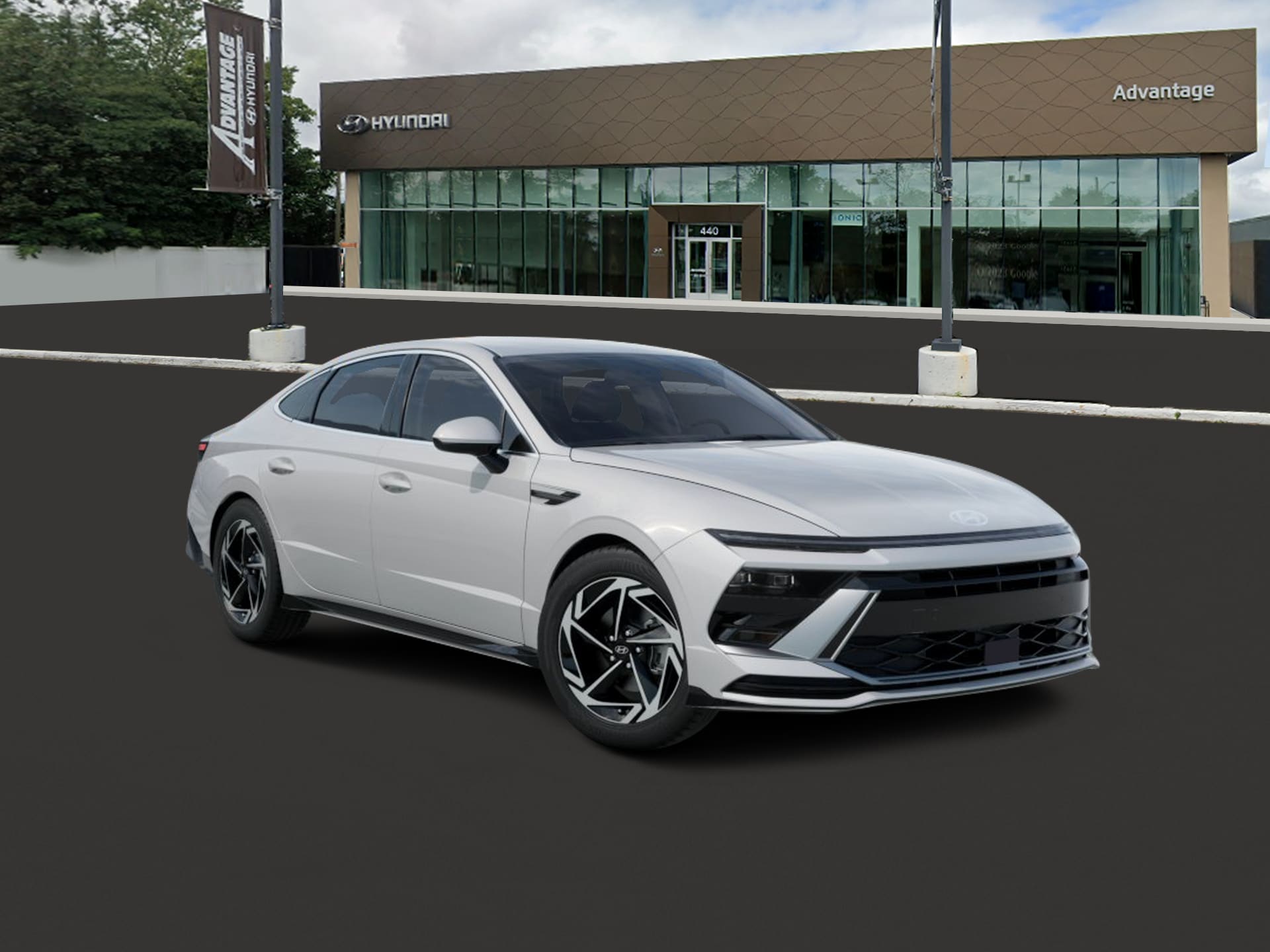2026 Hyundai Sonata SEL Sport photo 2