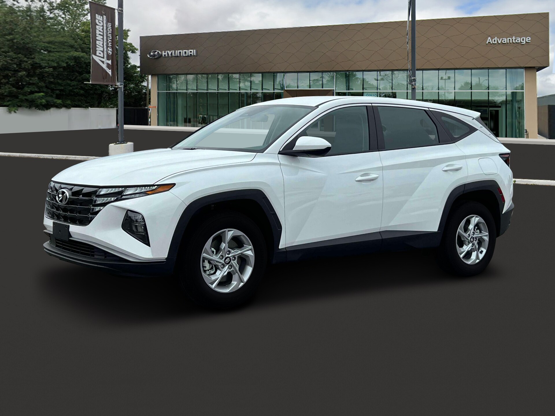 2024 Hyundai Tucson SE photo 2