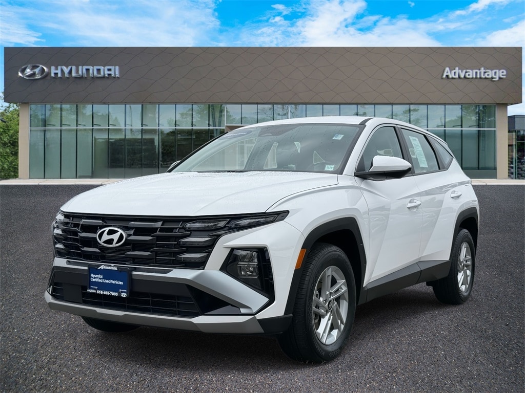Certified 2025 Hyundai Tucson SE SUV