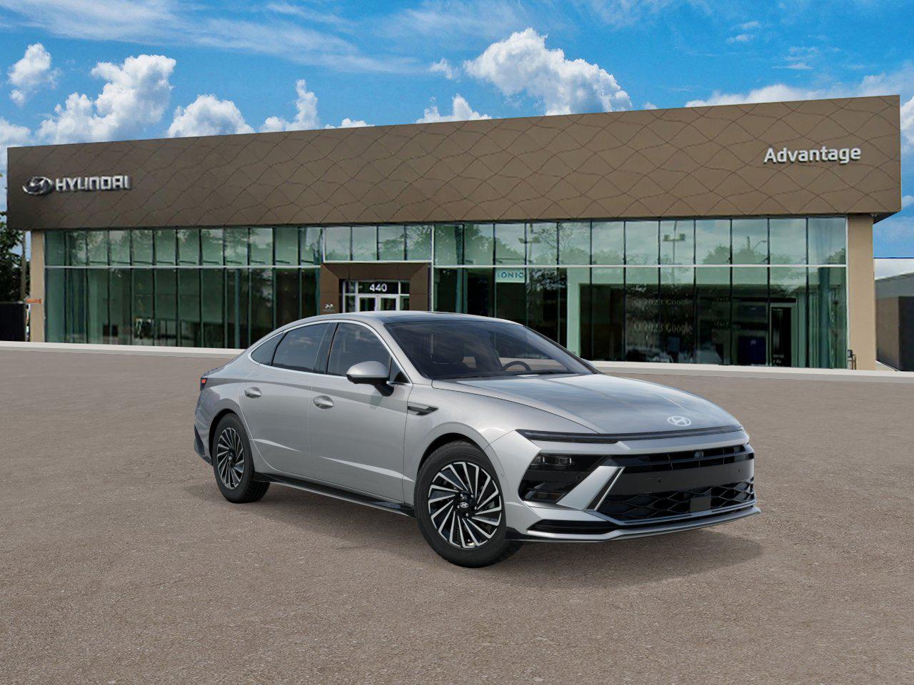 2026 Hyundai Sonata Hybrid Limited photo 2