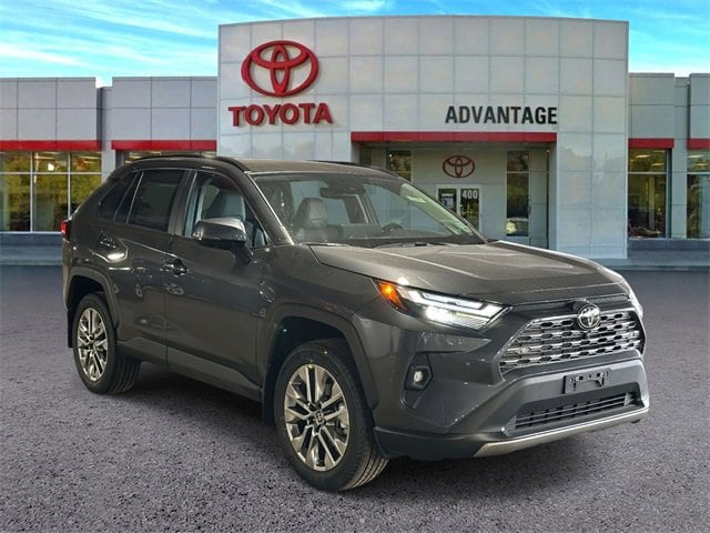 2025 Toyota RAV4 SUV 