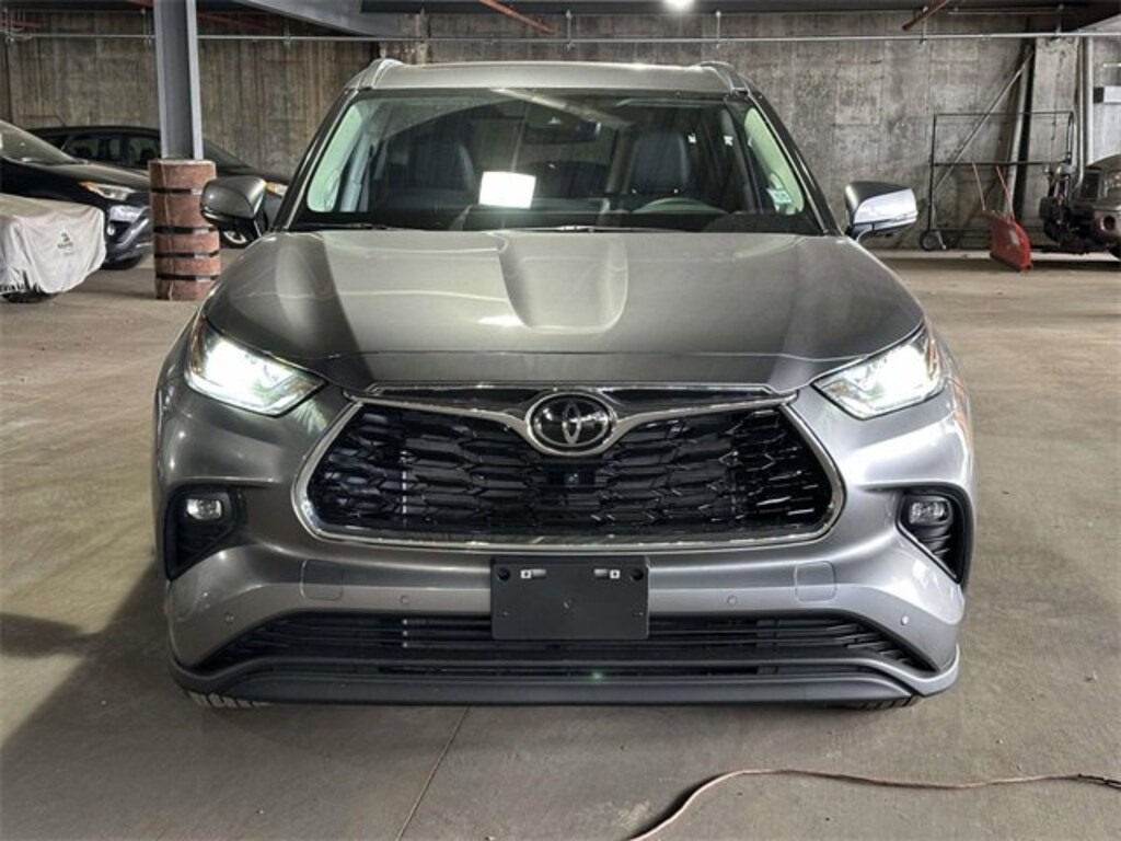 New 2026 Toyota Highlander Limited SUV