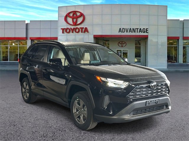 2025 Toyota RAV4 Hybrid SUV 