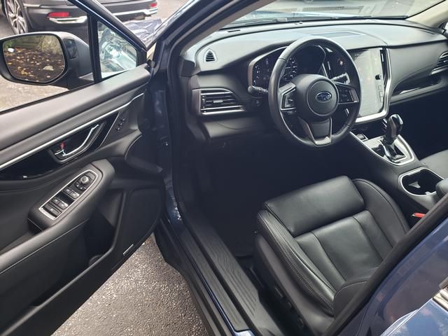 2021 Subaru Outback Limited - Photo 10