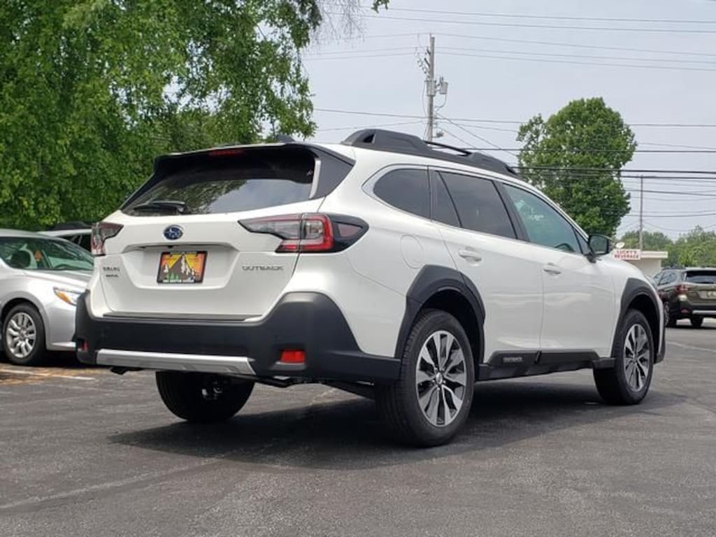 Used 2025 Subaru Outback Limited SUV