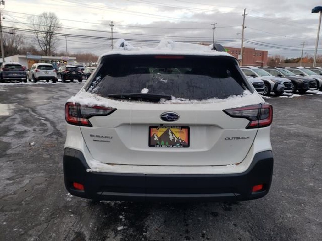 Used 2025 Subaru Outback Premium SUV