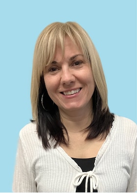 Staff member Rhonda Webb from ID_6a8d0849a6c6