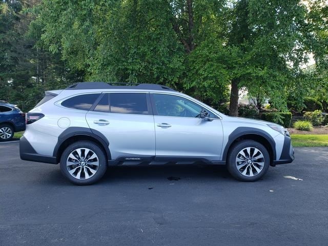 Used 2024 Subaru Outback Limited with VIN 4S4BTAMC2R3289464 for sale in Painesville, OH