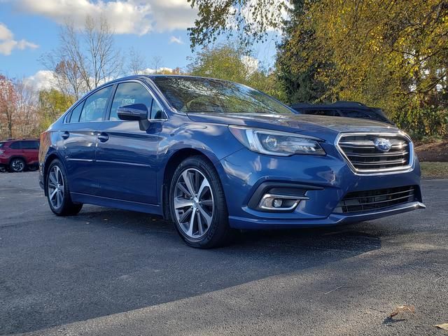 2019 Subaru Legacy Limited's photo