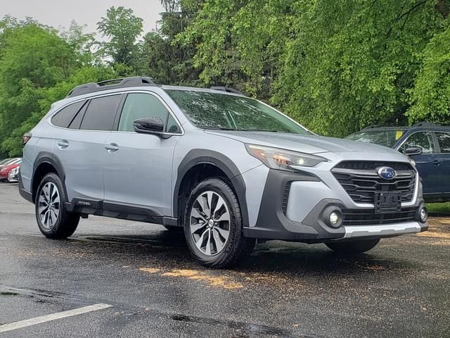 2024 Subaru Outback Limited's photo