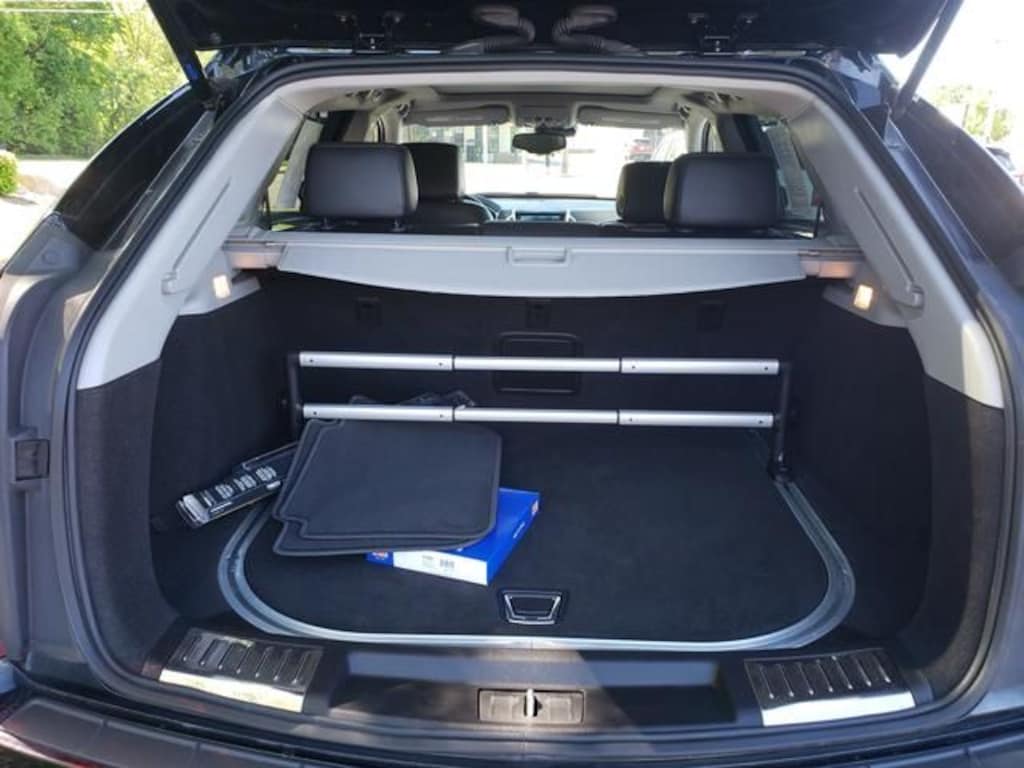 Used 2014 Cadillac SRX Luxury SUV