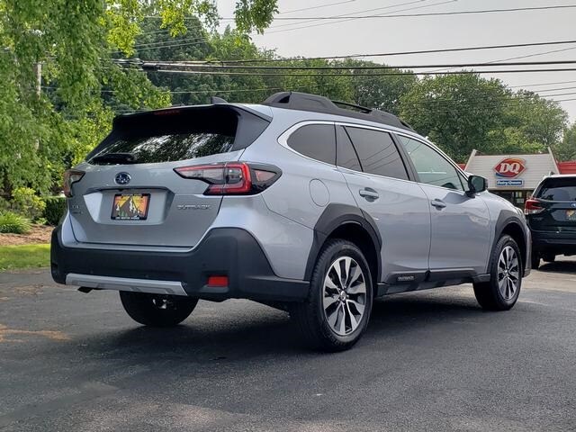 2024 Subaru Outback Limited photo 3