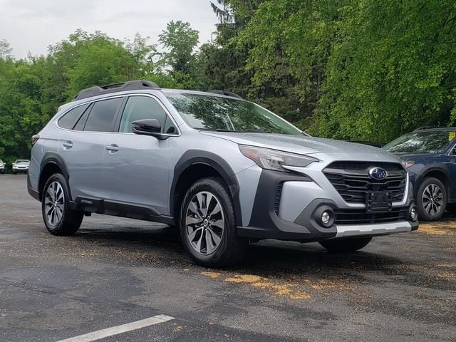 2024 Subaru Outback Limited's photo
