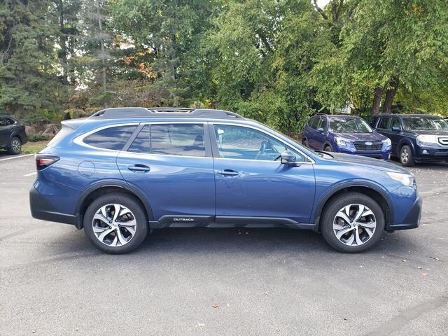 2021 Subaru Outback Limited photo 2