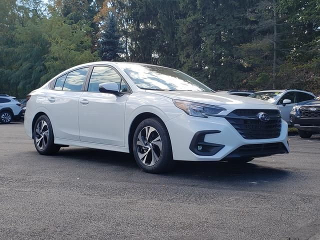2025 Subaru Legacy Premium's photo
