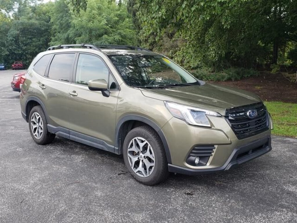 Used 2024 Subaru Forester Premium SUV