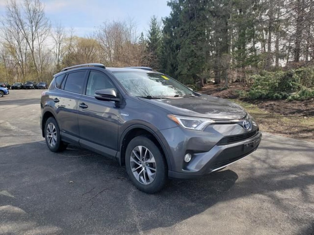 Used 2016 Toyota RAV4 Hybrid XLE SUV